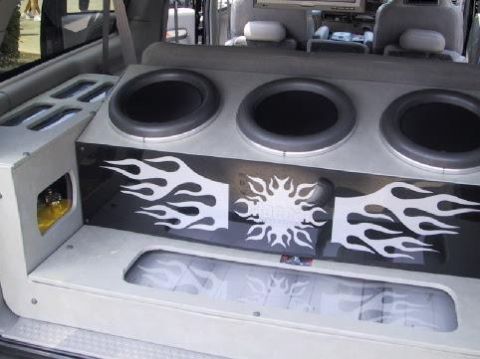 2001 Ford Excursion photo