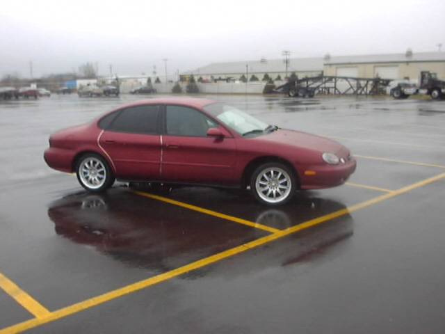 1998 Ford Taurus