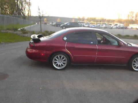 1998 Ford Taurus - A good shot of my Wing
