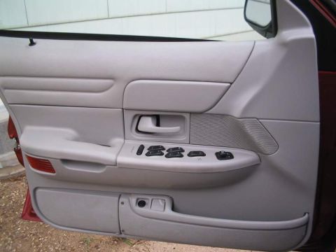 2001 Ford Crown Victoria - Just a few "before" pics of the interior....