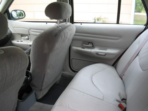 2001 Ford Crown Victoria - Just a few "before" pics of the interior....