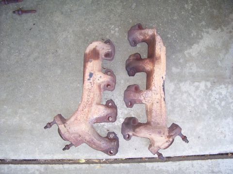 1992 Ford Bronco - Old manifolds.