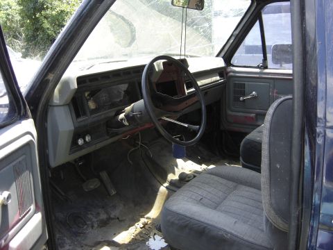 1980 Ford Bronco - Ragged Interior Driver