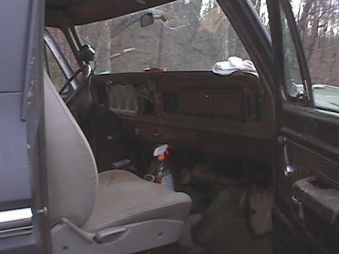 1979 Ford Bronco - Saturn seats...
