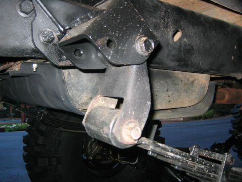 1979 Ford Bronco - Shackle Flip