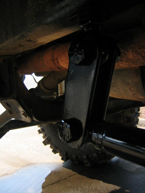 1979 Ford Bronco - Front shackle