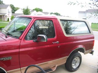 1995 Ford Bronco photo
