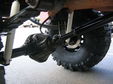 1979 Ford Bronco - Rear axle... No traction bar yet...
