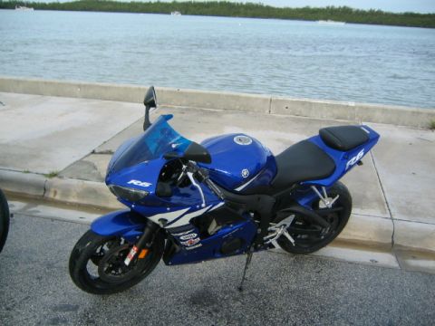 2003 Yamaha R1 photo