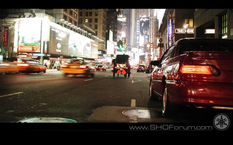 1992 Ford Taurus - 16:9 SHO in NYC Wallpaper