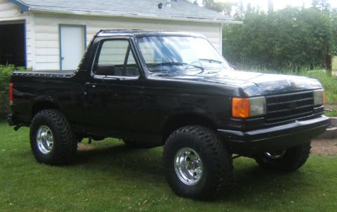 1987 Ford Bronco - Side Offset