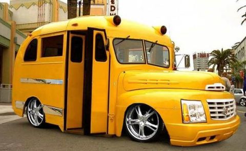 1991 Ford Bronco - I wanna be a school bus driver now!