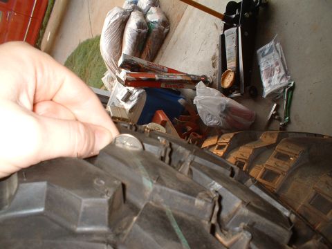 1995 Ford F-150 - New tire tread depth