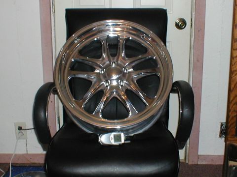 1998 Ford Taurus - My Big 20x8 RIM for my Explorer.