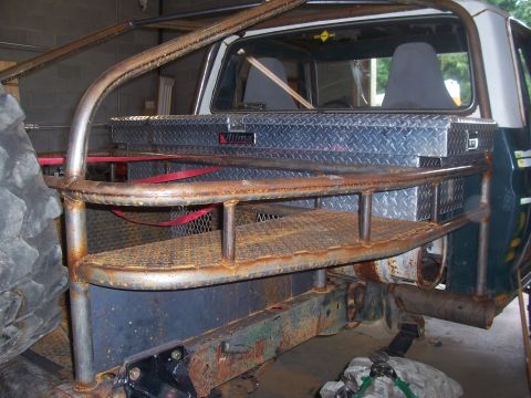 1978 Ford Bronco - bed from the side