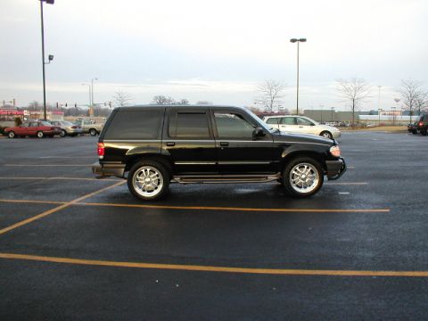 1998 Ford Taurus photo
