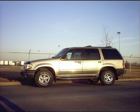 1998 Ford Taurus photo