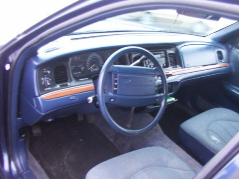 1995 Ford Crown Victoria - interior