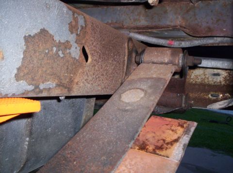 1986 Ford Bronco - Rear Receptacle for Leaf Spring