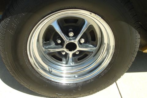 1972 Ford Torino - Pass side magnum