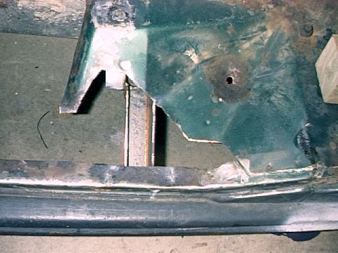 1979 Ford Bronco - Driver's Side - Replaced body crossmember with modified 1/8 inch square tube.