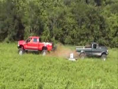1992 Ford F-250 - My Cousin (Green IDI) and a buddy (Red Powerpuke) being dumb*donkeys*