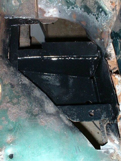 1979 Ford Bronco - Driver's side, rollcage crossmember repaired and painted.