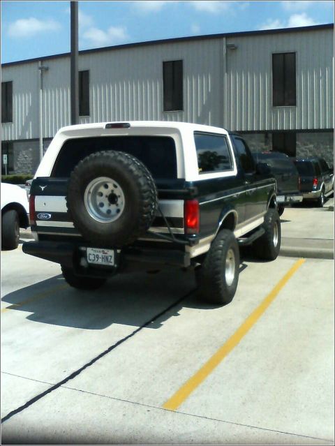 1992 Ford Bronco photo