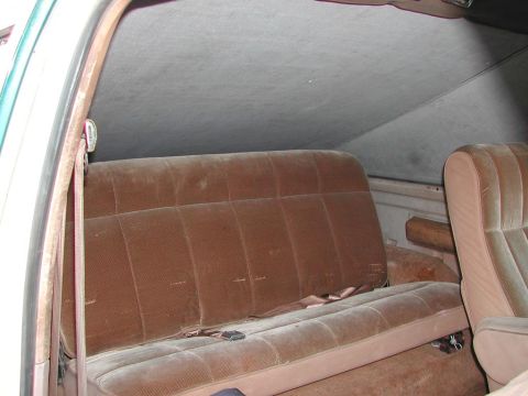 1985 Ford Bronco - Interior head room with soft top