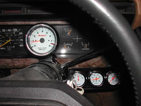 1985 Ford Bronco - Sunpro Tach & Guages