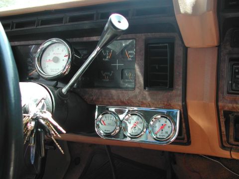 1985 Ford Bronco - Guages