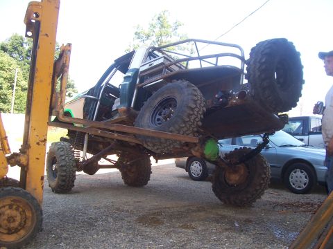 1978 Ford Bronco - flex from rear