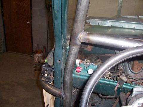 1978 Ford Bronco - tricky bend at dash