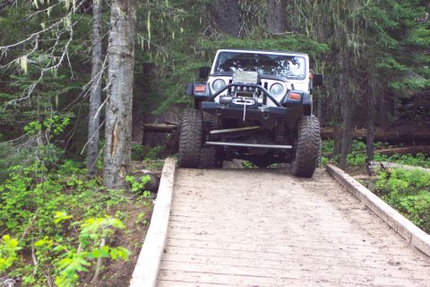 1996 Ford Bronco - Naches Wagon Trail bridge crossing. (6/9/2006)