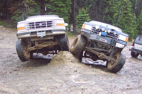 1996 Ford Bronco - Alvey and Mike comparing TTB and SAS. (6/10/2006)
