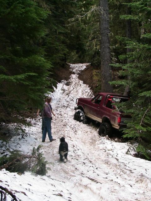 1996 Ford Bronco - Naches Wagon Trail turned into a snow cone. (6/9/2006)