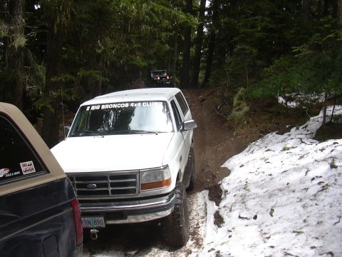 1996 Ford Bronco - Naches Wagon Trail turned into a snow cone. (6/9/2006 by Miexter)