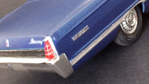 1995 Mercury Sable - The rear fender. Note the badges.