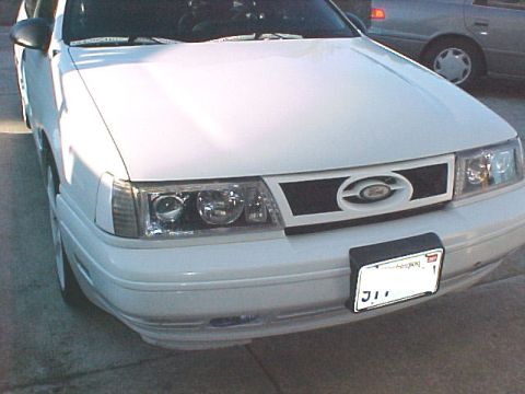 1991 Ford Taurus photo