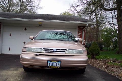 1996 Ford Crown Victoria - Front