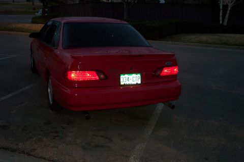 1995 Ford Taurus photo