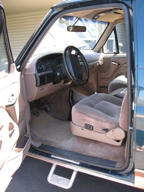 1994 Ford Bronco photo