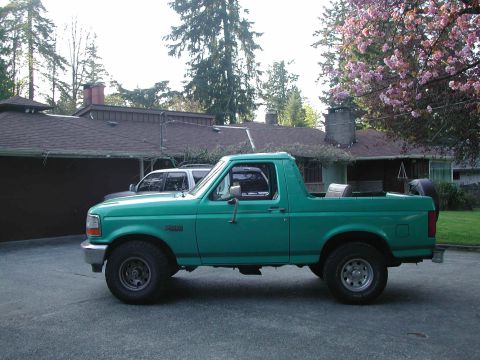 1992 Ford Bronco photo