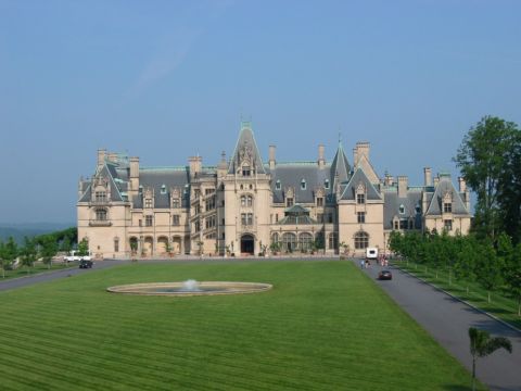 1985 Ford Crown Victoria LTD - The Biltmore Estate is a historic house museum and a major attraction in Asheville, North Carolina.