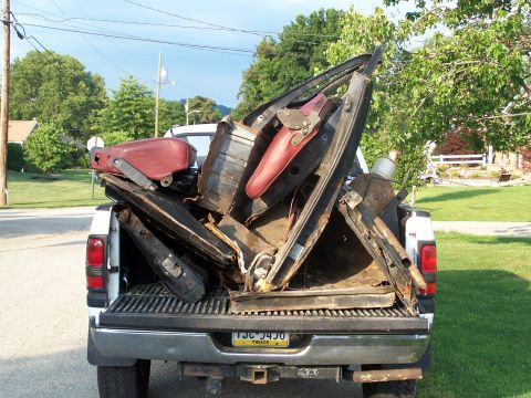 1986 Ford Bronco - Here is the scrap packed in the back of my Dodge