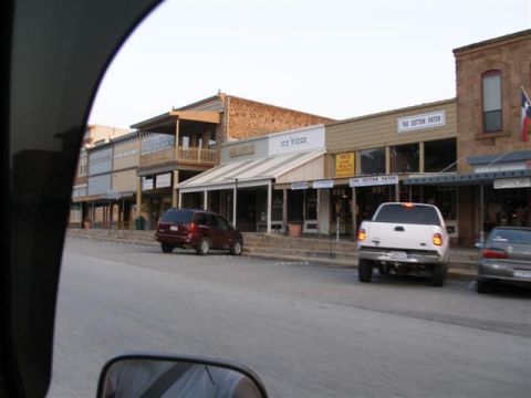 1978 Ford F-150 - Small town for breakfast