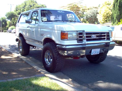 1990 Ford Bronco photo