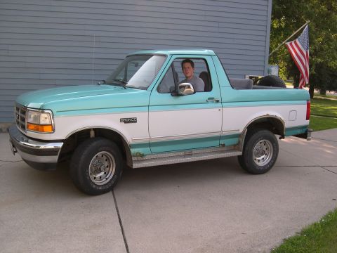 1994 Ford Bronco “Poseidon”