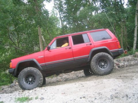 1996 Jeep Cherokee - little sidehill action