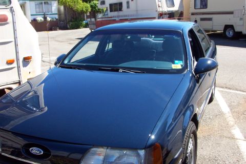 1986 Ford Taurus photo